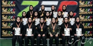 رزمی‌کاران دختر تیم یگان مدافعان دماوند در مسابقات قهرمانی زوران استان تهران